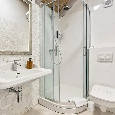 Historic Plaza Varos (adults Only) 4* Split