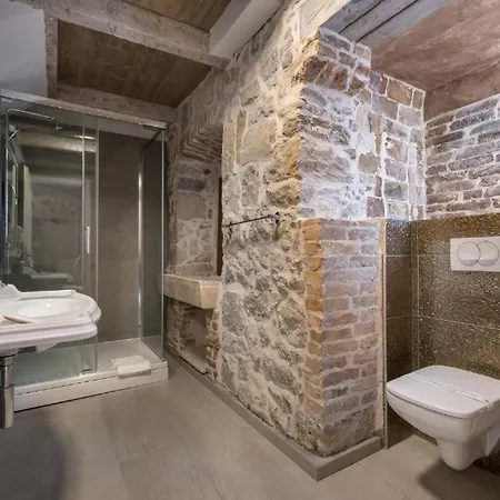 Historic Plaza Varos (adults Only) Split