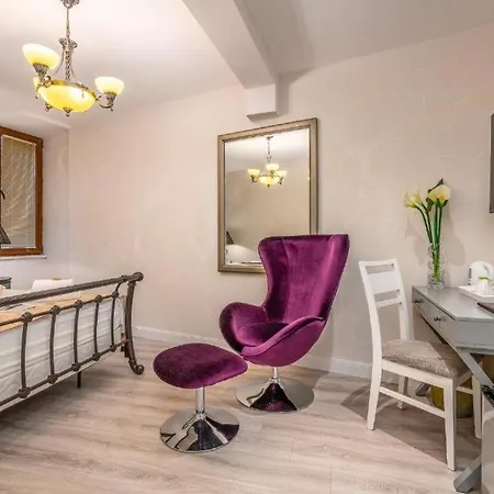 Hotel Historic Plaza Varos (adults Only)