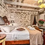 Historic Plaza Varos (adults Only) 4*