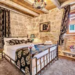 Historic Plaza Varos (adults Only) Σπλιτ