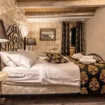 Historic Plaza Varos (adults Only) 4*