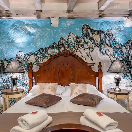 Historic Plaza Varos (adults Only)