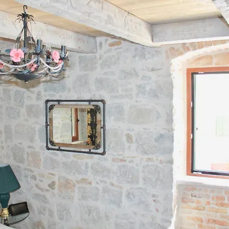 Historic Plaza Varos (adults Only) Split