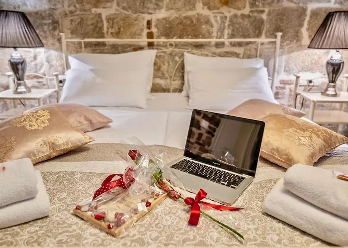 Historic Plaza Varos (adults Only) 4*