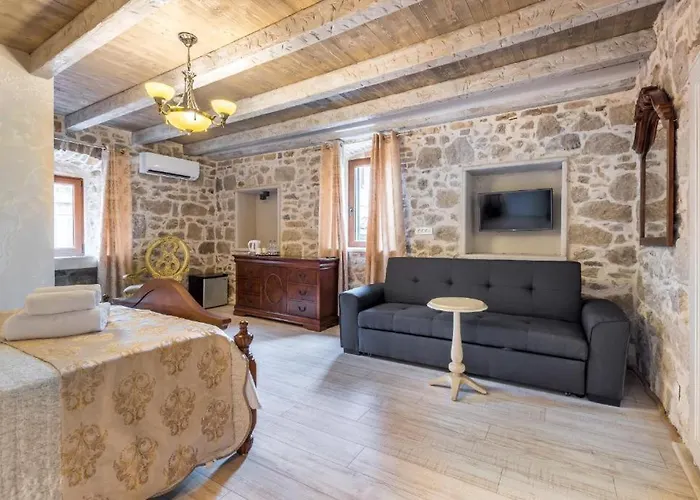 Hotel Historic Plaza Varos (adults Only)