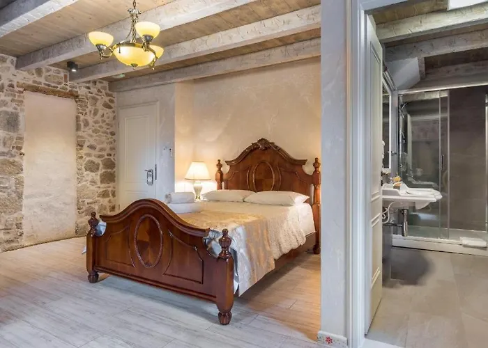 Historic Plaza Varos (adults Only) 4* Split