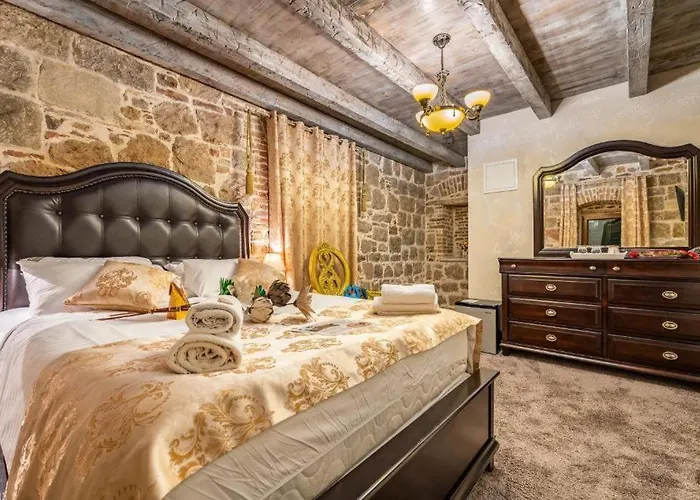 Historic Plaza Varos (adults Only) Hotel Split
